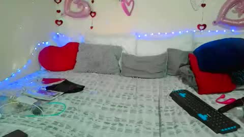 celestehot222 online show from 05/05/26, 06:10