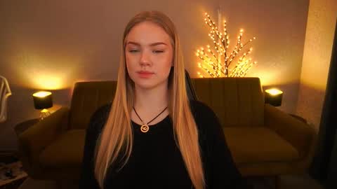 celestenoirr online show from 12/02/25, 07:47