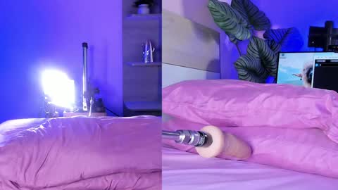 The girl of your eyes  online show from 12/24/24, 01:17