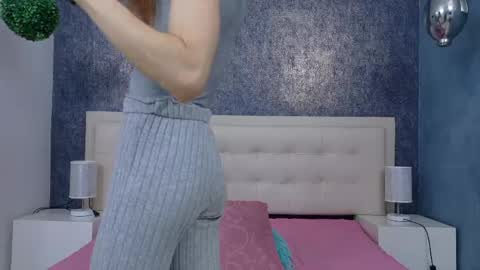 Snapshot of celestial_queen_ chatting on 06/03/26, 01:03 Celestial online show from 06/03/26, 01:03
