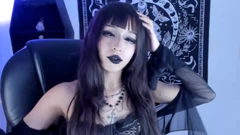   online show from 09/09/25, 07:46