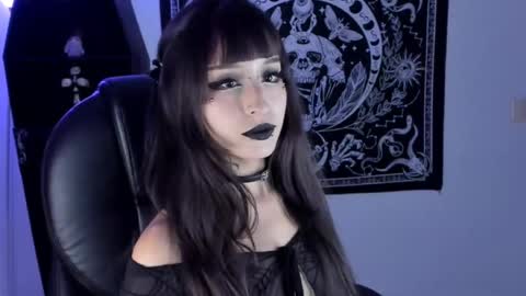   online show from 09/20/25, 09:05