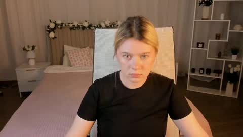 your cute kitty online show from 06/05/26, 06:35