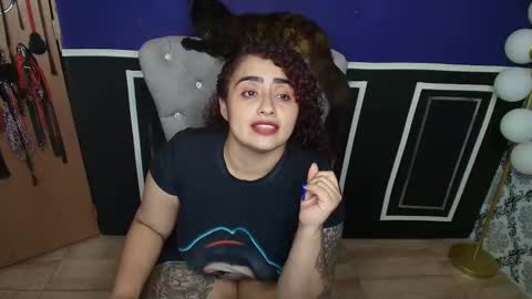 Snapshot of celestte_sweet chatting on 05/16/26, 01:02 online show from 05/16/26, 01:02