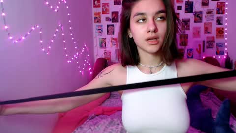 Snapshot of celine_dionn chatting on 12/20/24, 06:13 Celine online show from 12/20/24, 06:13