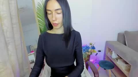 Snapshot of celine_roxelle chatting on 09/12/25, 02:28 Celine Roxelle online show from 09/12/25, 02:28