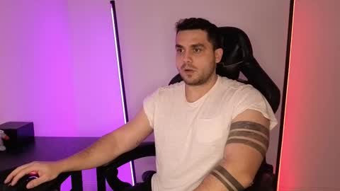 Snapshot of celylow chatting on 01/11/26, 12:54 Octav online show from 01/11/26, 12:54