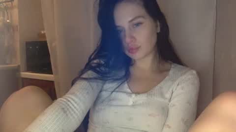 Snapshot of cerisedood82 chatting on 10/22/25, 07:57 Eva online show from 10/22/25, 07:57