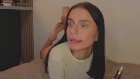 Livia online show from 05/22/26, 10:59