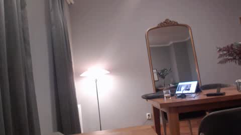 cfnmfriendly online show from 12/20/24, 02:38