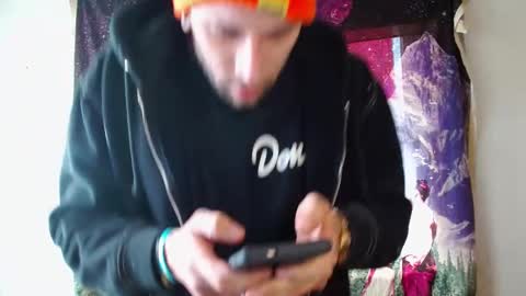 Snapshot of cguffey2284 chatting on 02/04/25, 06:06 cguffey2284 online show from 02/04/25, 06:06