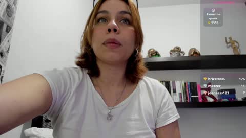 Snapshot of chabela_ chatting on 12/17/24, 02:55 Isa online show from 12/17/24, 02:55