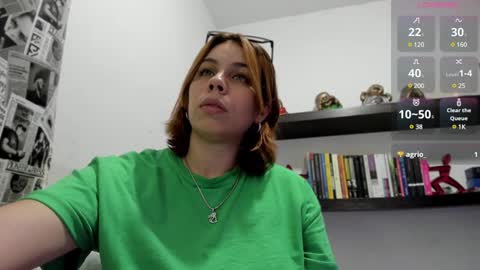 Snapshot of chabela_ chatting on 12/19/24, 02:23 Isa online show from 12/19/24, 02:23