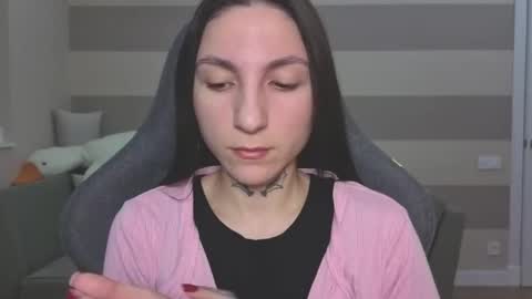 Kate online show from 03/16/26, 06:50