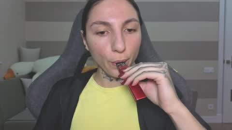 Kate online show from 04/01/26, 08:04