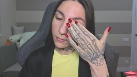 Kate online show from 04/28/26, 06:18