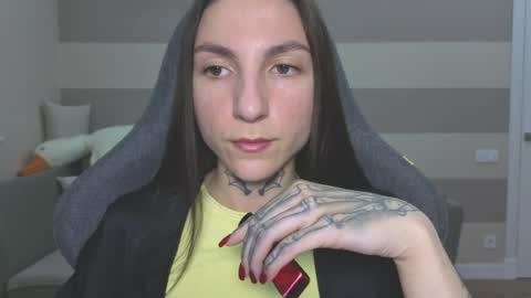 Kate online show from 05/20/26, 06:19