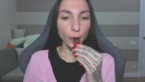 Kate online show from 05/26/26, 05:58