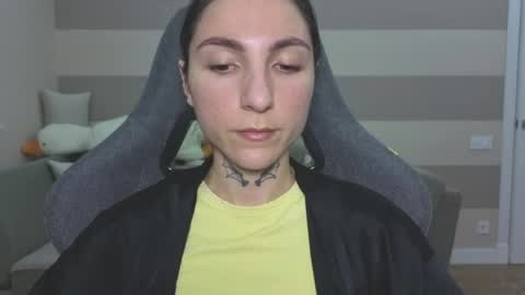 Kate online show from 06/18/26, 09:14