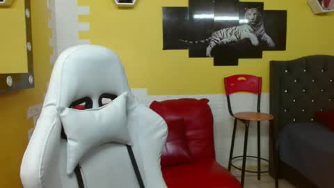 chacorta_ online show from 05/19/26, 01:06
