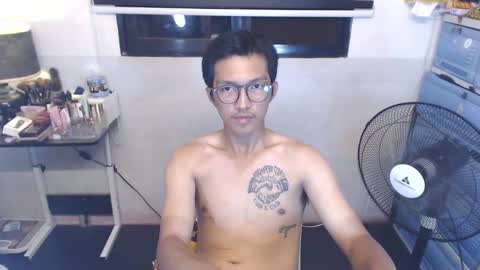 Snapshot of chaelshiecumsalot chatting on 12/11/24, 12:55 ChaelskieCumMachine online show from 12/11/24, 12:55