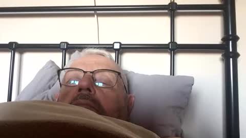 challe online show from 04/04/26, 04:48