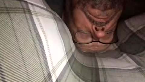 challe online show from 04/19/26, 02:00