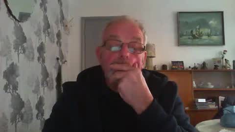 Snapshot of champers37 chatting on 02/01/25, 03:18 Champers online show from 02/01/25, 03:18