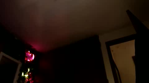 Snapshot of chaneel_ chatting on 09/23/25, 08:34 Chanel M. online show from 09/23/25, 08:34