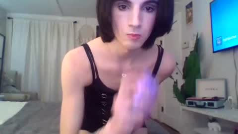 Snapshot of chanel2002 chatting on 03/06/25, 03:45 chanel2002 online show from 03/06/25, 03:45