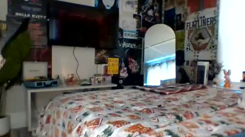 Snapshot of chanel2002 chatting on 11/24/25, 03:12 chanel2002 online show from 11/24/25, 03:12