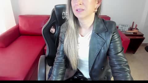          online show from 01/28/25, 03:46