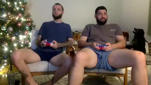 Snapshot of change340 chatting on 12/13/24, 01:26 TATS AND TANNED online show from 12/13/24, 01:26