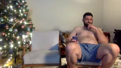 Snapshot of change340 chatting on 12/13/24, 04:33 TATS AND TANNED online show from 12/13/24, 04:33