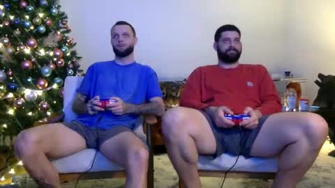 Snapshot of change340 chatting on 12/23/24, 12:14 TATS AND TANNED online show from 12/23/24, 12:14