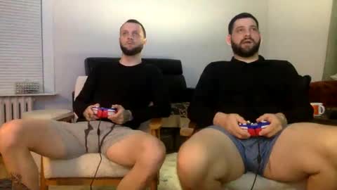 Snapshot of change340 chatting on 02/05/25, 03:13 TATS AND TANNED online show from 02/05/25, 03:13