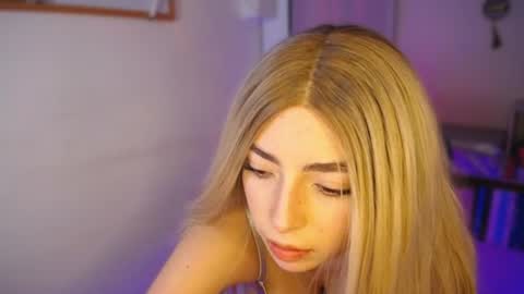 channel_blonde_a online show from 06/14/26, 04:03
