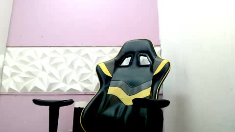 CHANNEL online show from 04/05/26, 03:15