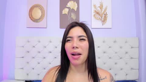 Snapshot of channeljonson chatting on 01/10/25, 12:17 Channel online show from 01/10/25, 12:17