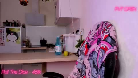 Holly online show from 02/27/25, 02:21