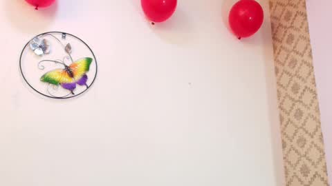 Snapshot of chantal_taylor_ chatting on 09/11/25, 12:05 Raquel online show from 09/11/25, 12:05