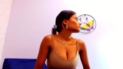 Snapshot of chantal_taylor_ chatting on 09/24/25, 12:08 Raquel online show from 09/24/25, 12:08