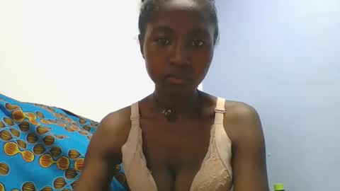 Snapshot of chantale483461 chatting on 03/02/26, 05:30 chantale483461 online show from 03/02/26, 05:30