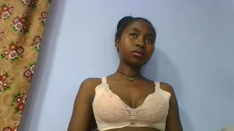 chantale483461 online show from 03/04/26, 06:19