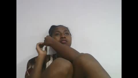 chantale483461 online show from 04/12/26, 07:57