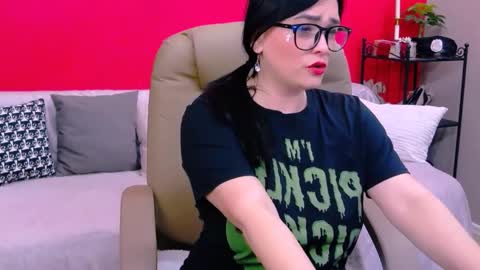 The Queen online show from 02/23/25, 06:07