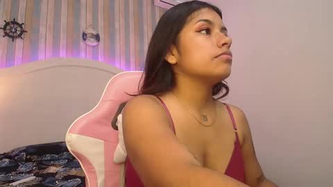  chantalpetit  online show from 10/04/25, 06:39