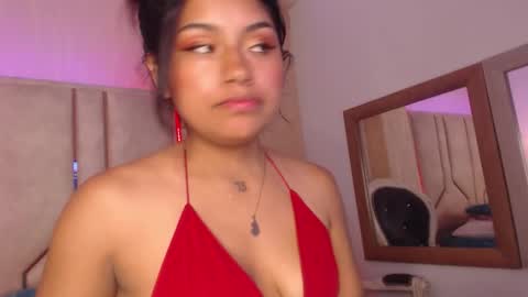  chantalpetit  online show from 02/04/26, 08:36