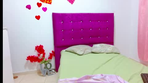 Snapshot of chantalsemenova2023 chatting on 02/02/25, 09:51 chantal sweety and horny latina for u online show from 02/02/25, 09:51