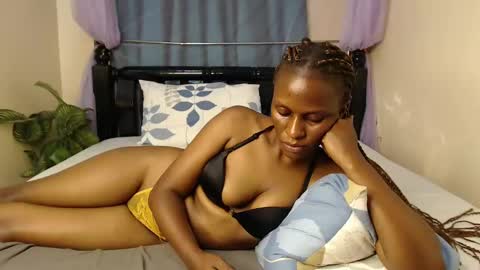 Chantel online show from 12/06/24, 12:23